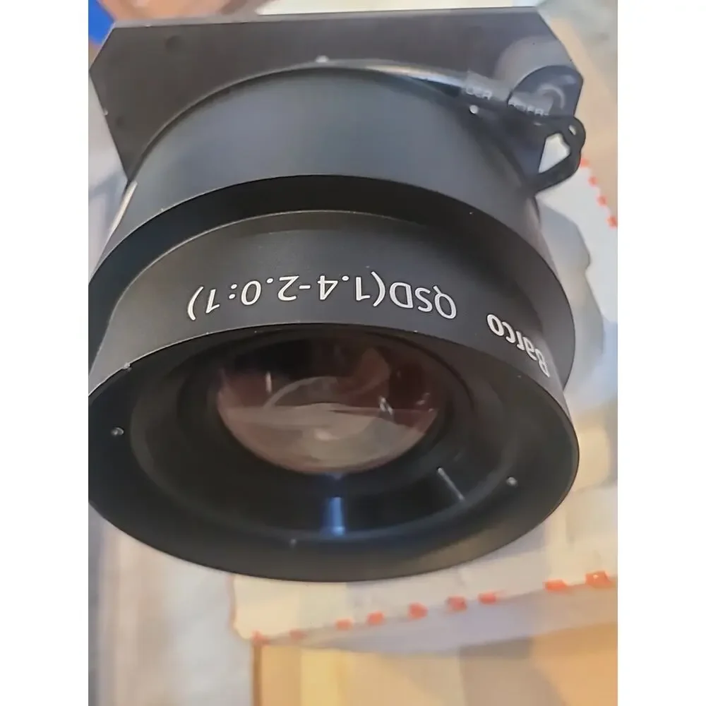NEW Barco R9849980 Projection Lens QSD 1.4-2.0:1 for Sim 7Q Projector